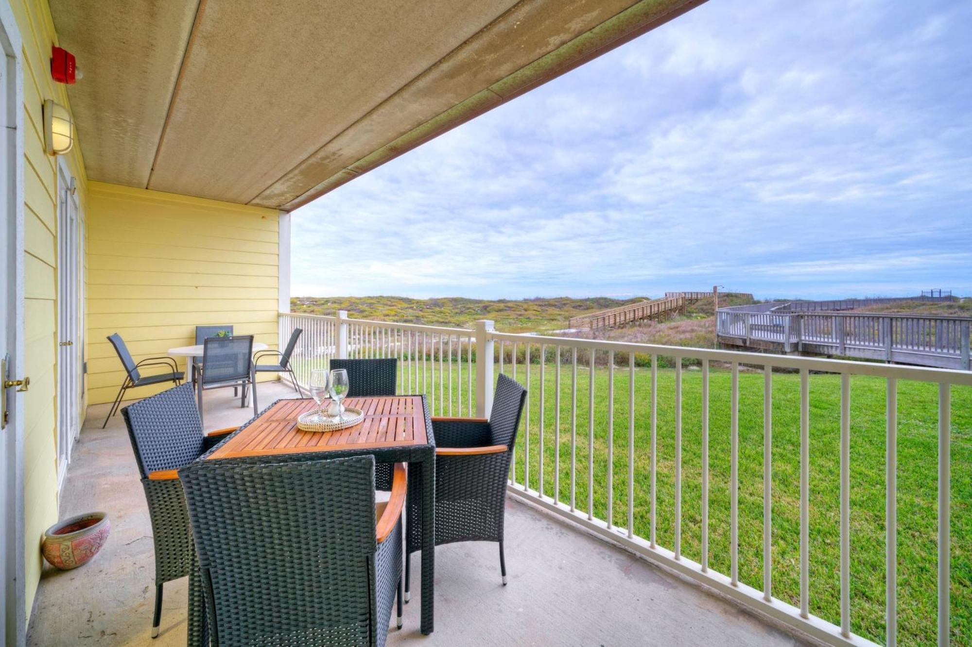 Salt Sun By Avantstay Beach Access Pool Port Aransas Extérieur photo